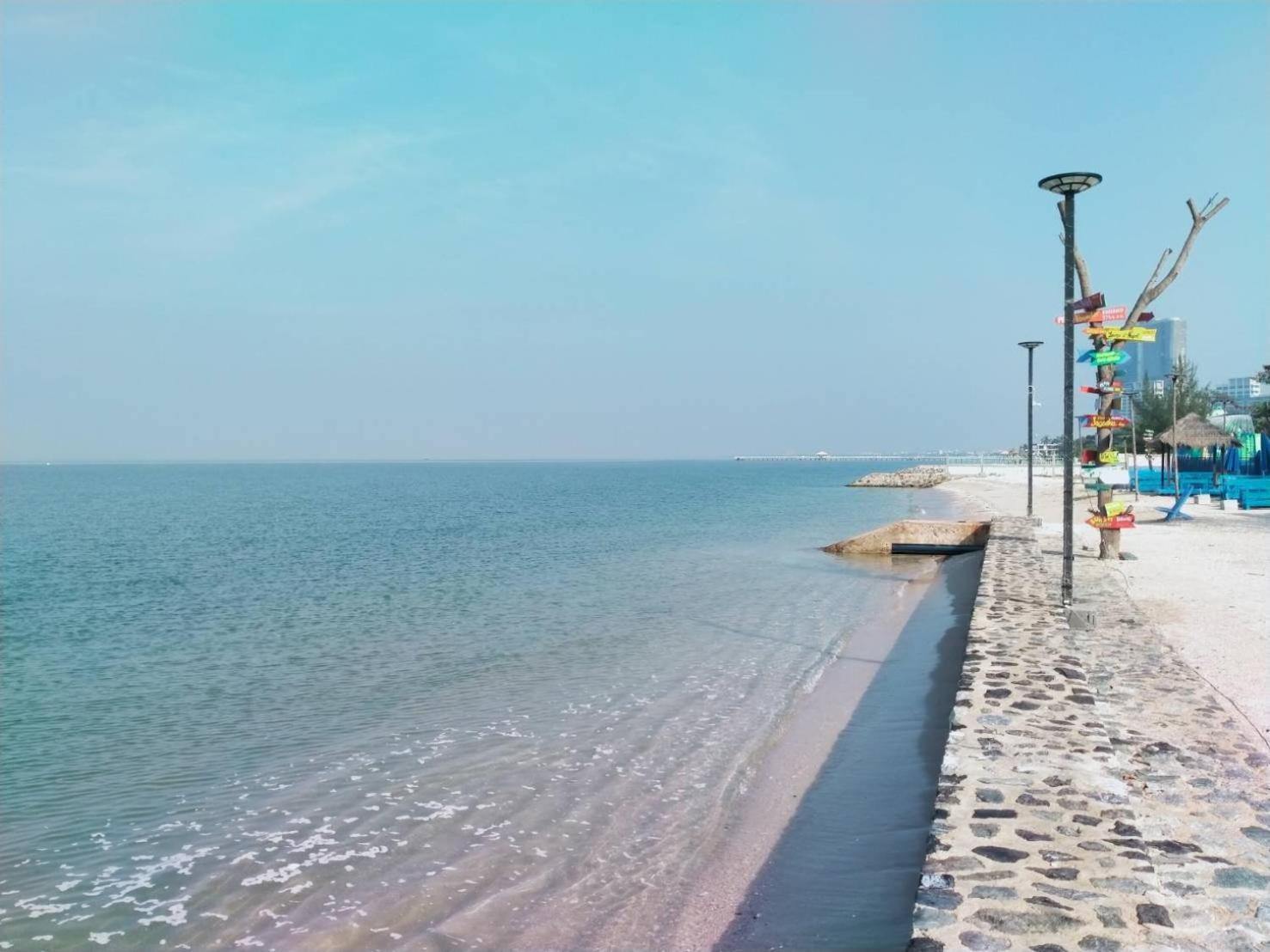 Beach Walk Boutique Resort Bangsaen Zewnętrze zdjęcie